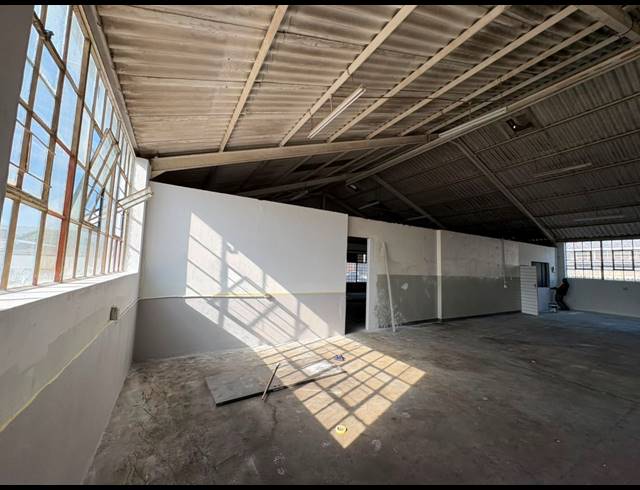 375M² WAREHOUSE TO LET IN ONVERWACHT